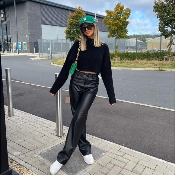 ZARA BLOGGER FAVORITE FAUX LEATHER PANTS - Picture 1 of 12